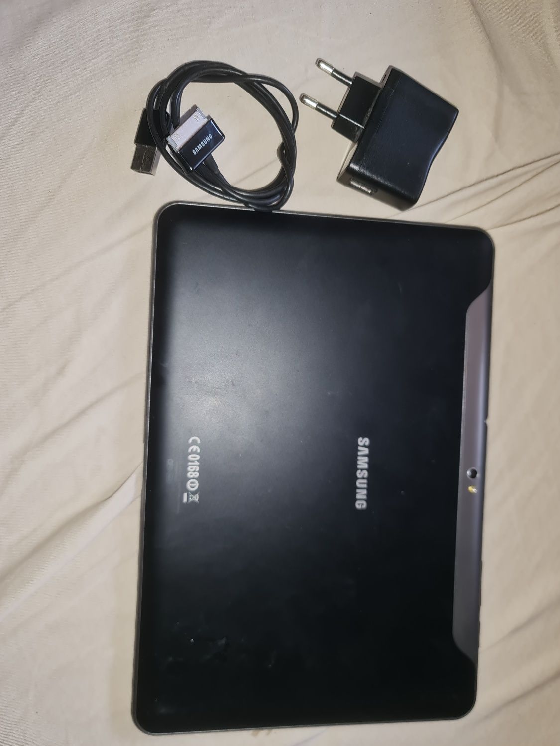 Планшет Samsung p7510