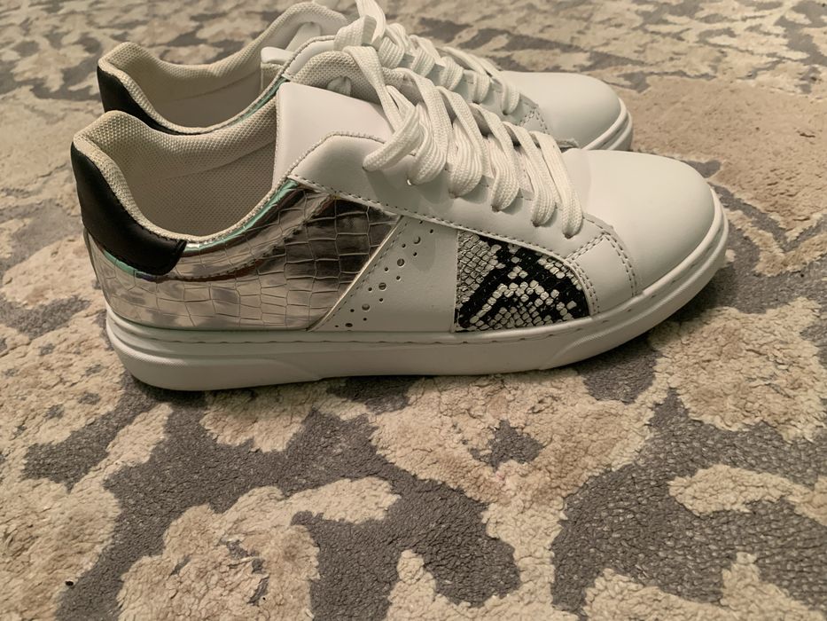 Кеди жіночі