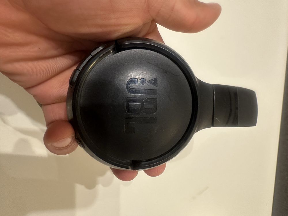 Bezprzewodowe słuchawki nauszne JBL Tune T520