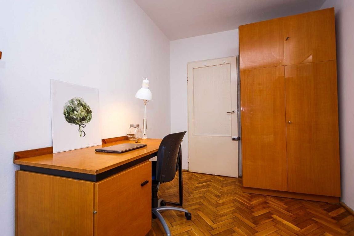 Pokój z balkonem do wynajęcia ul. Solec 28