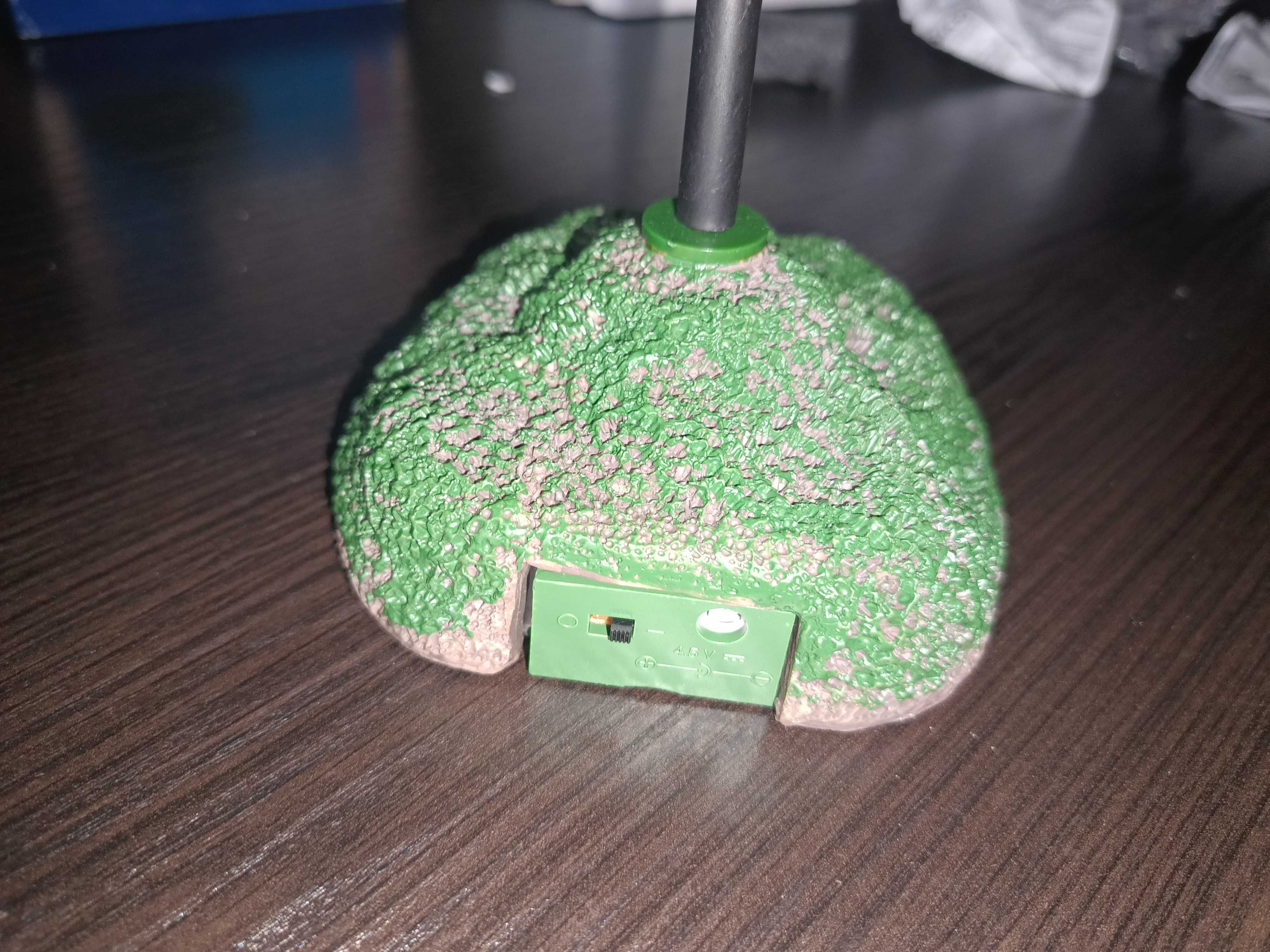 LEMAX figurka balon z figurkami do świątecznej wioski miasteczka