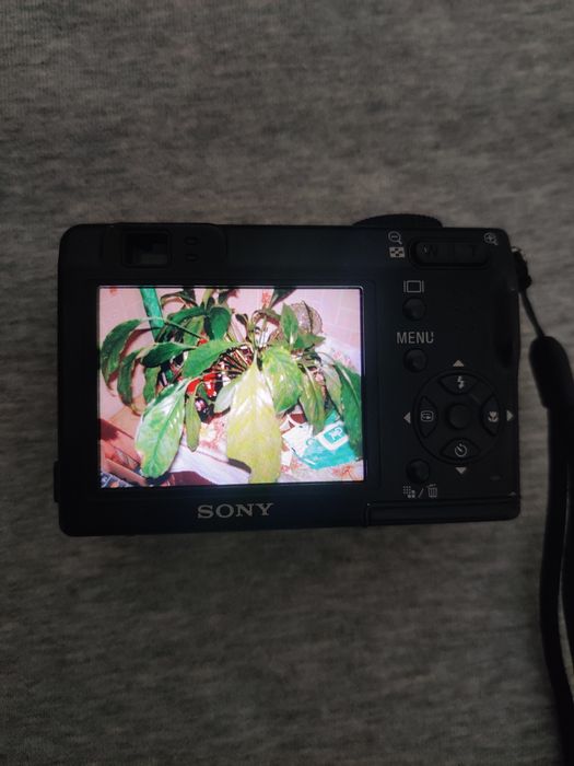 Sony Cyber-shot DSC-W17 Black Aluminum Japan Вінтажний фотоапарат