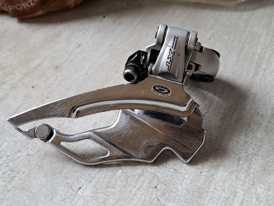 Przerzutka przednia Shimano XT 3x9.