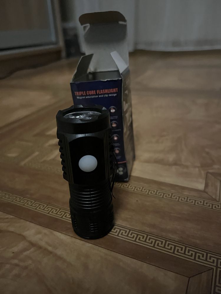 Маленький LED фонарик