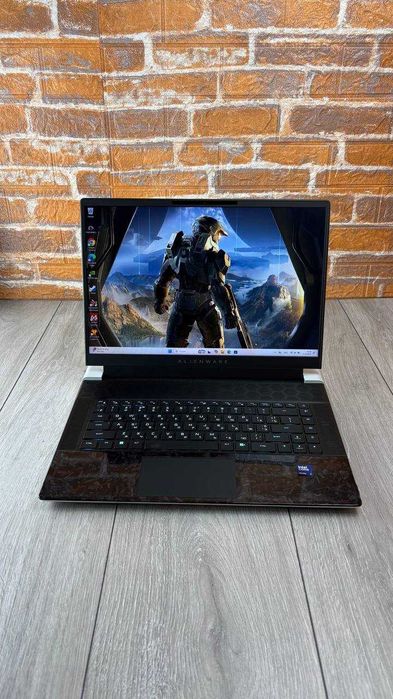 16ʼʼ 480Гц Alienware x16 R2/ RTX 4060 8gb/ Ultra 7 155H/1tb/16gb/ DDR5