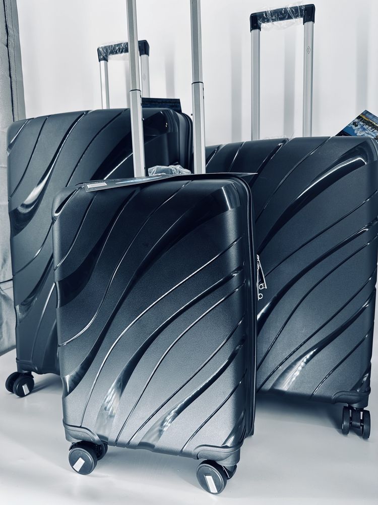 NOWE walizki/ polipropylen/ walizka kabinowa