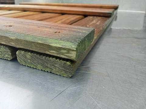 Pavimento Estrados Deck para Jardim da Briconess c/ Tratamento