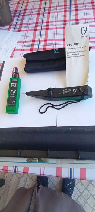 Detetor de cabos telefónicos