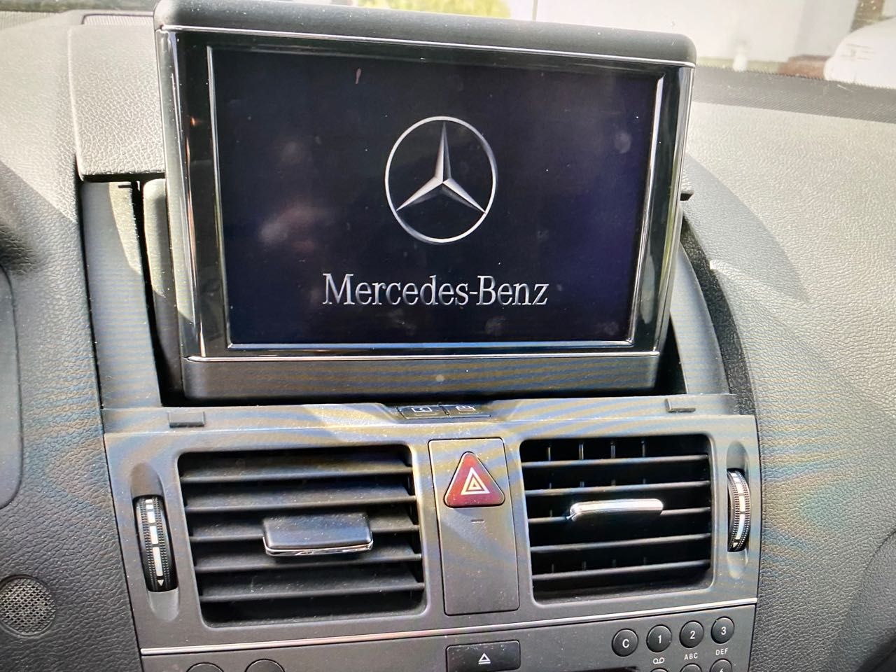 wyświetlacz mercedes nawi w204 naprawa