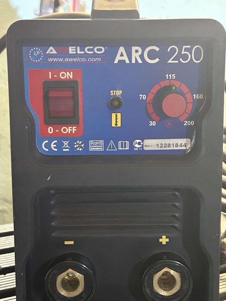 Зварювальний інверторний апарат Awelco ARC 250