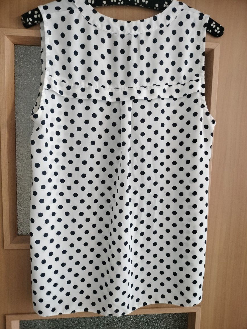 Elegancka przewiewna bluzeczka L