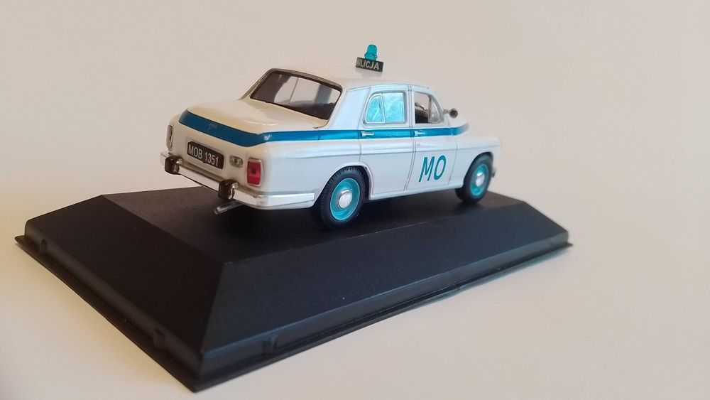 Warszawa 223 MO Milicja Ixo/Atlas 1:43