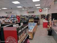 Supermercado para trespasse no Parque das Nações