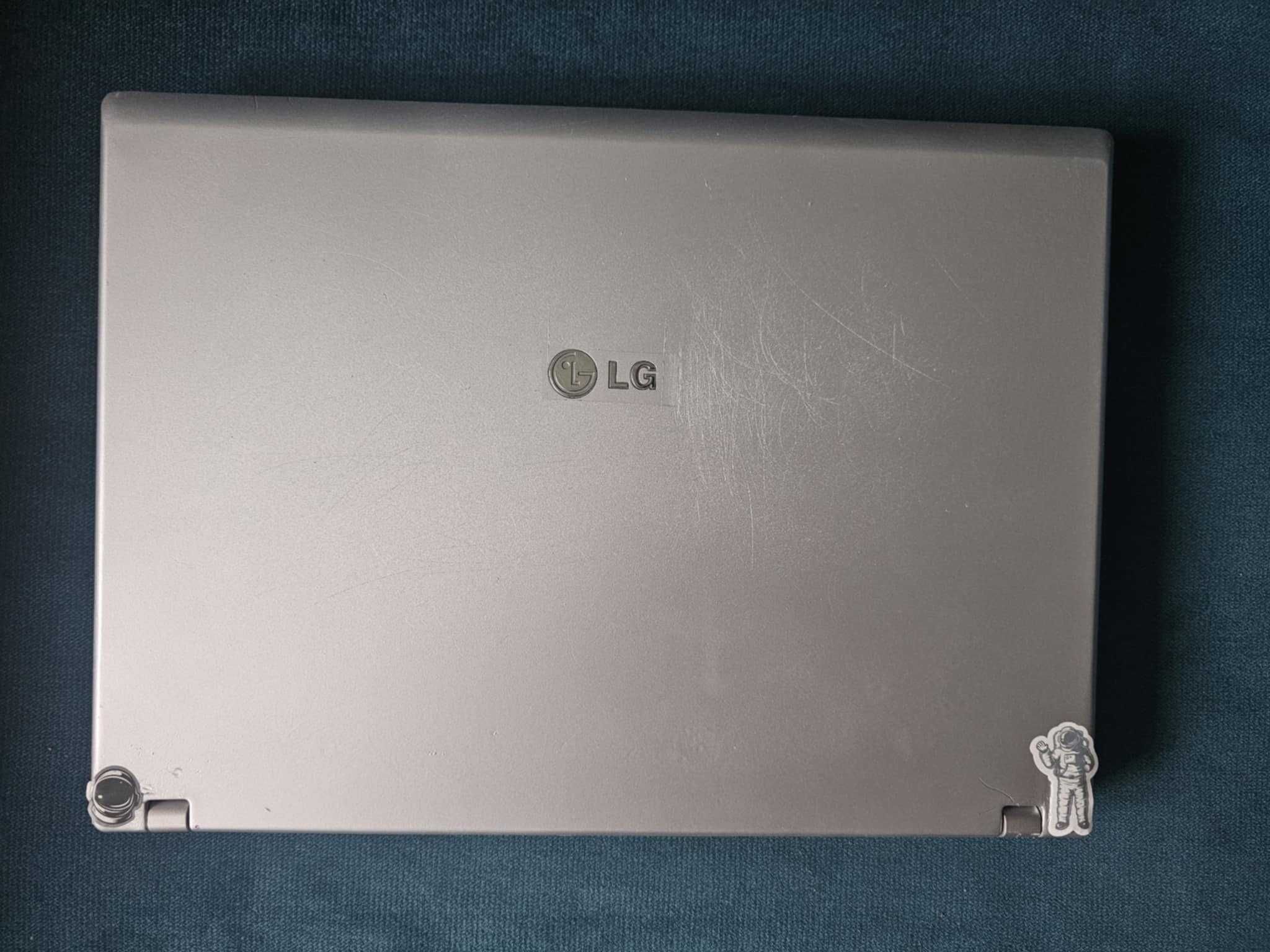 Laptop LG F1 FS Express Dual