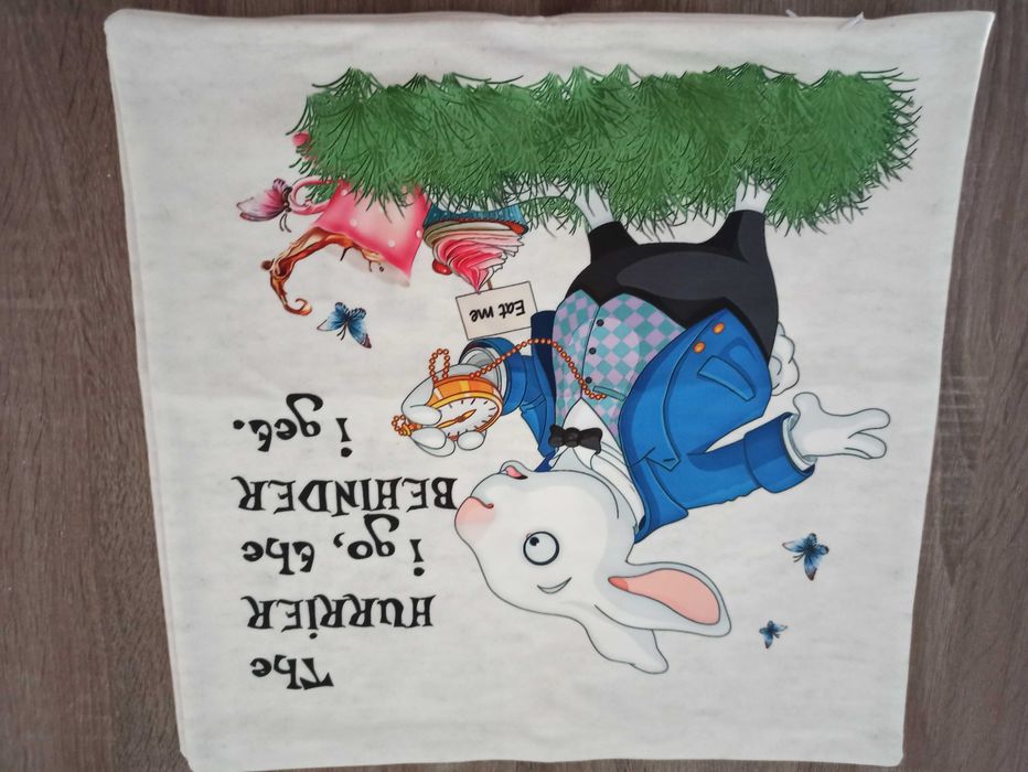 Fronhas almofada Alice no pais das Maravilhas infantil