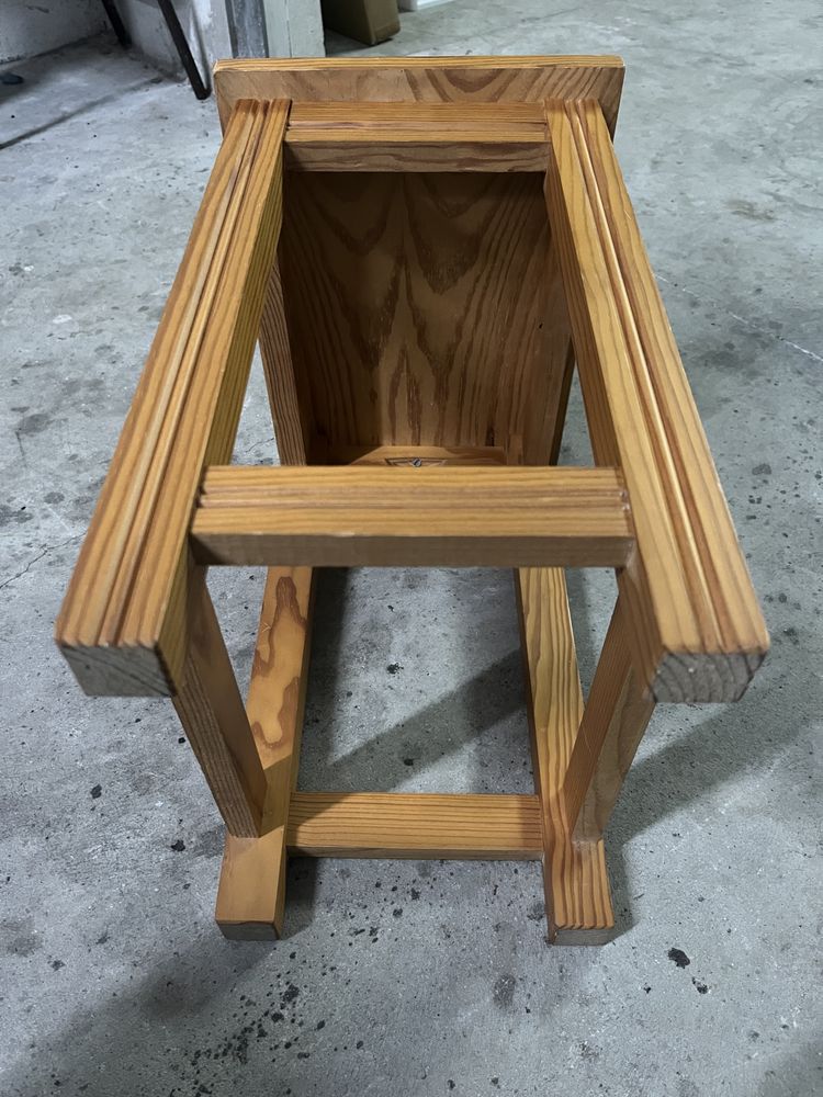 Vendo mesa de apoio faia