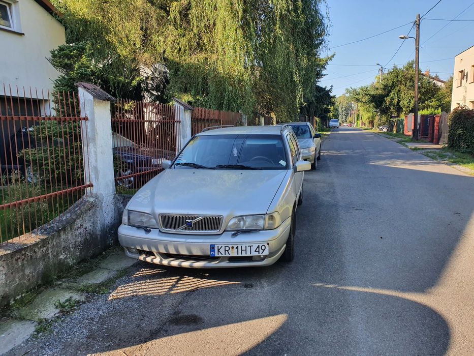 Volvo v70 2.5 TDI  automat 2000 Opłaty do końca roku