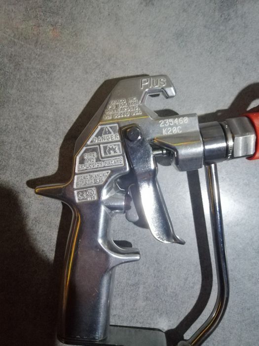 Hydrodynamiczny pistolet natryskowy Silver Plus, 2-palcowa konstrukcja