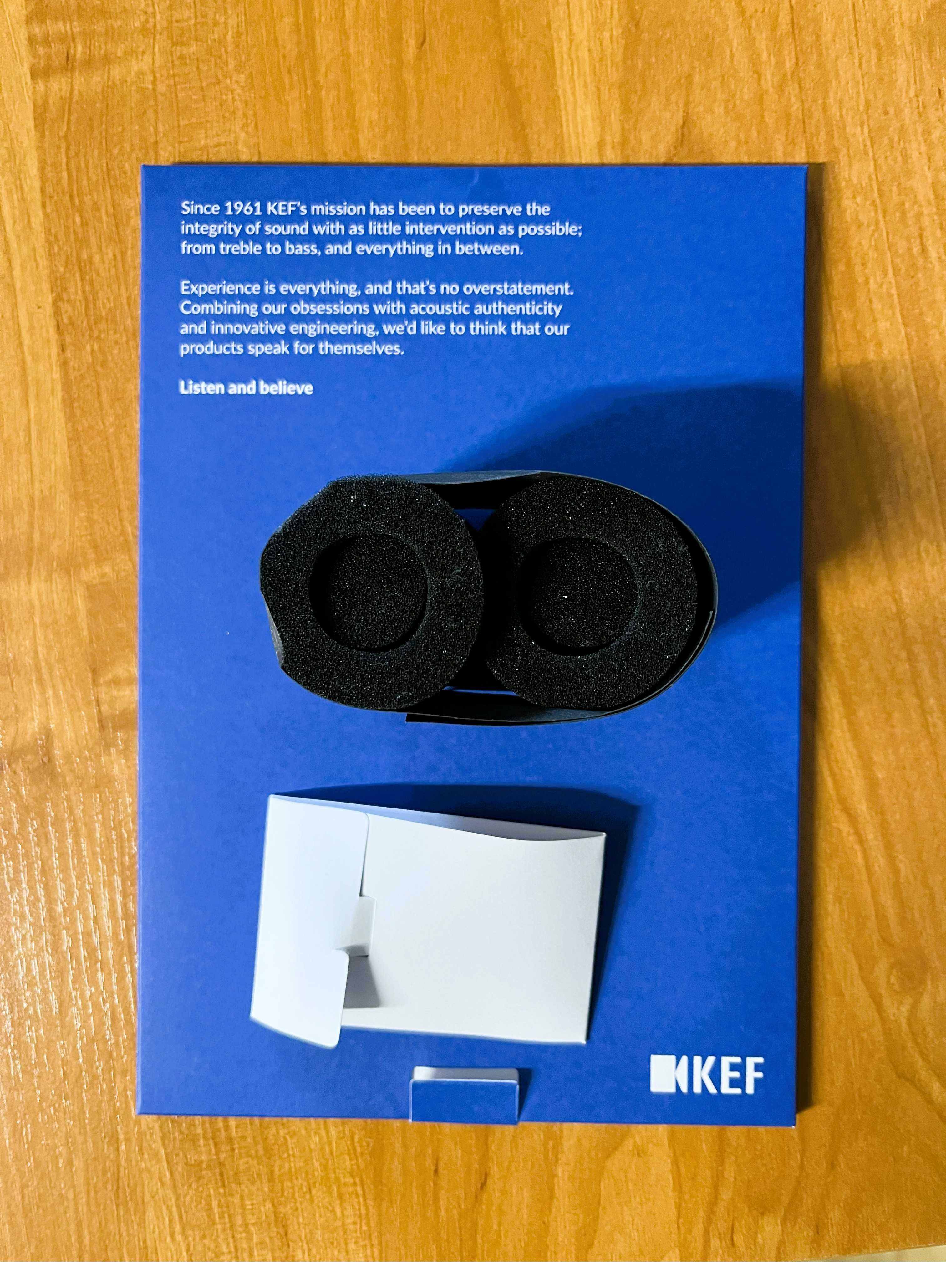 KEF R3 Meta. (Biały połysk). Para