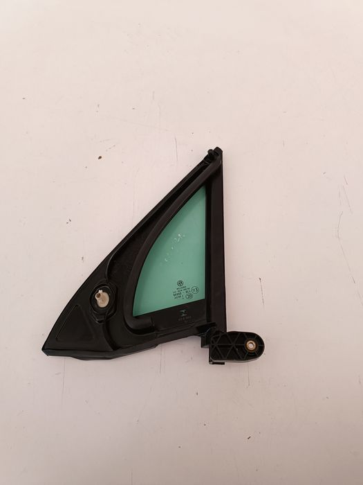 VW Tiguan II 16r 5NA szyba szybka karoseryjna drzwi prawy przód trójką