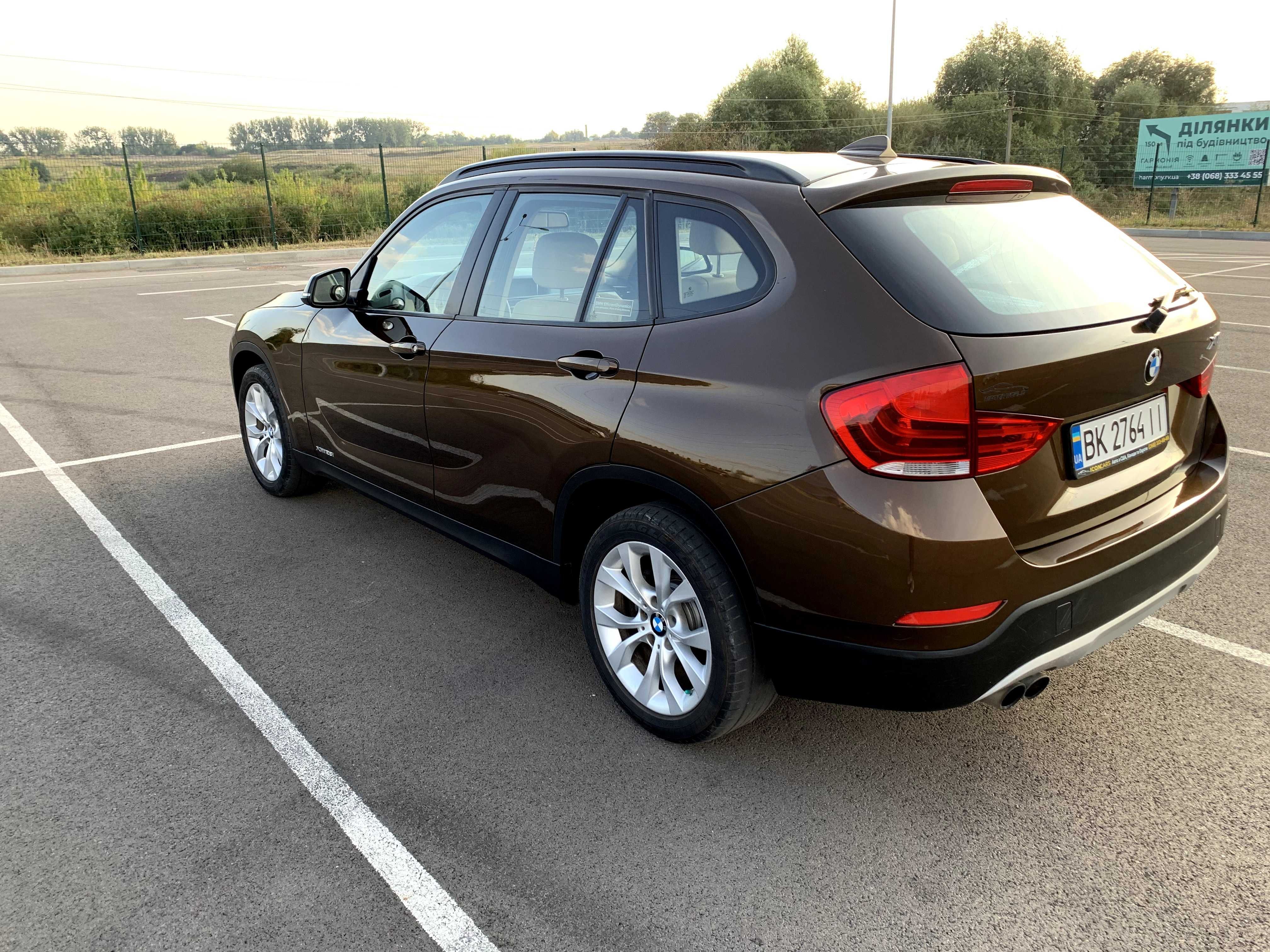 Продам авто BMW X1 машину бмв х1