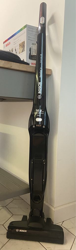 Odkurzacz pionowy Bosch BCHF216B 2w1 Readyy’y 16V