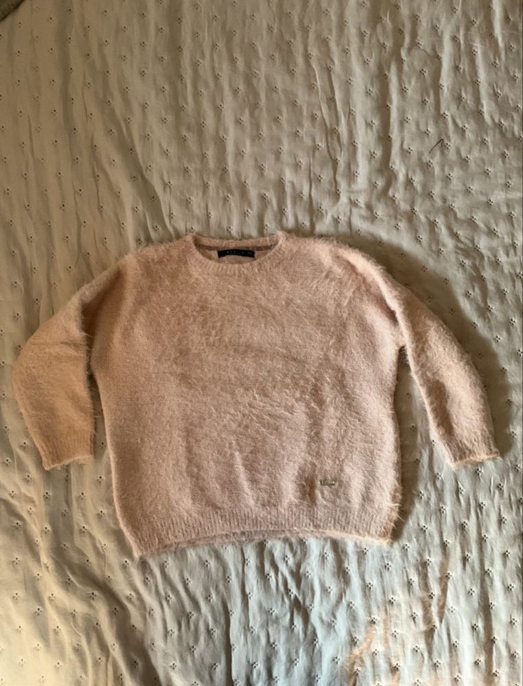 Sweter dziewczęcy