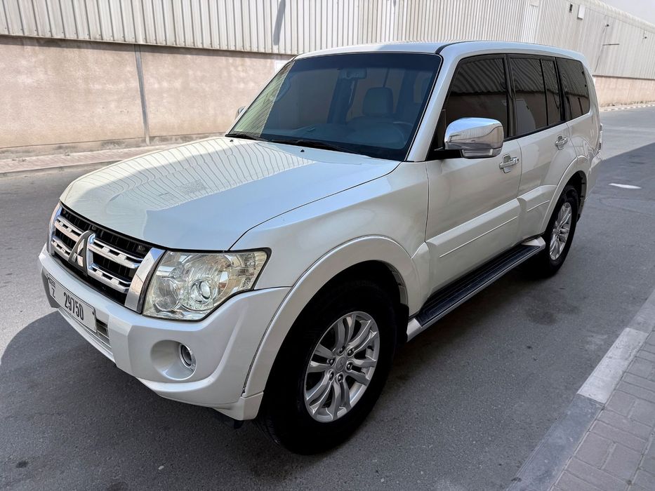 Mitsubishi Pajero Mitsubishi Pajero 3.5 V6 - Bezwypadkowy - Zadbany