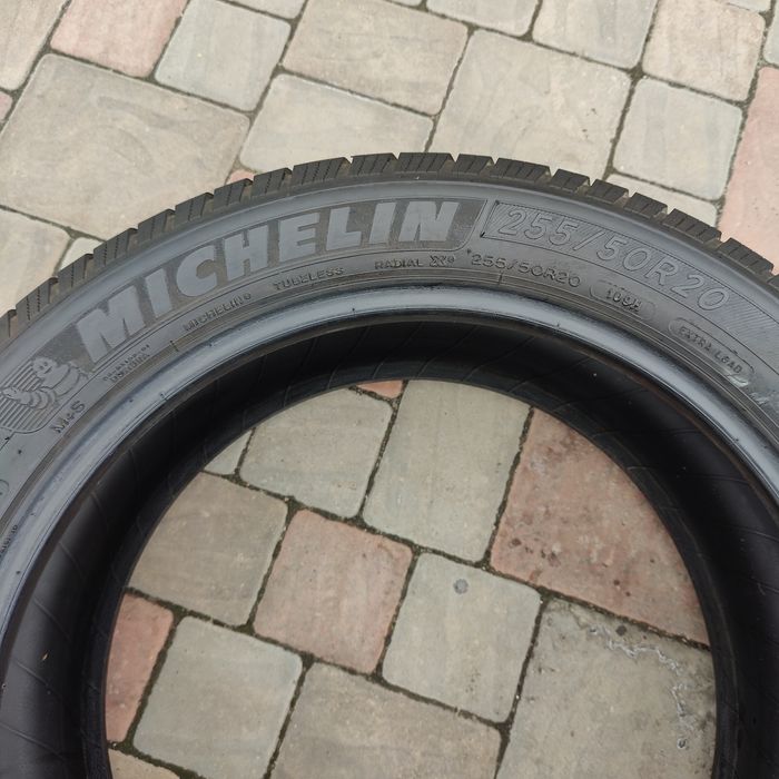 MICHELIN 255/50 R20 зима