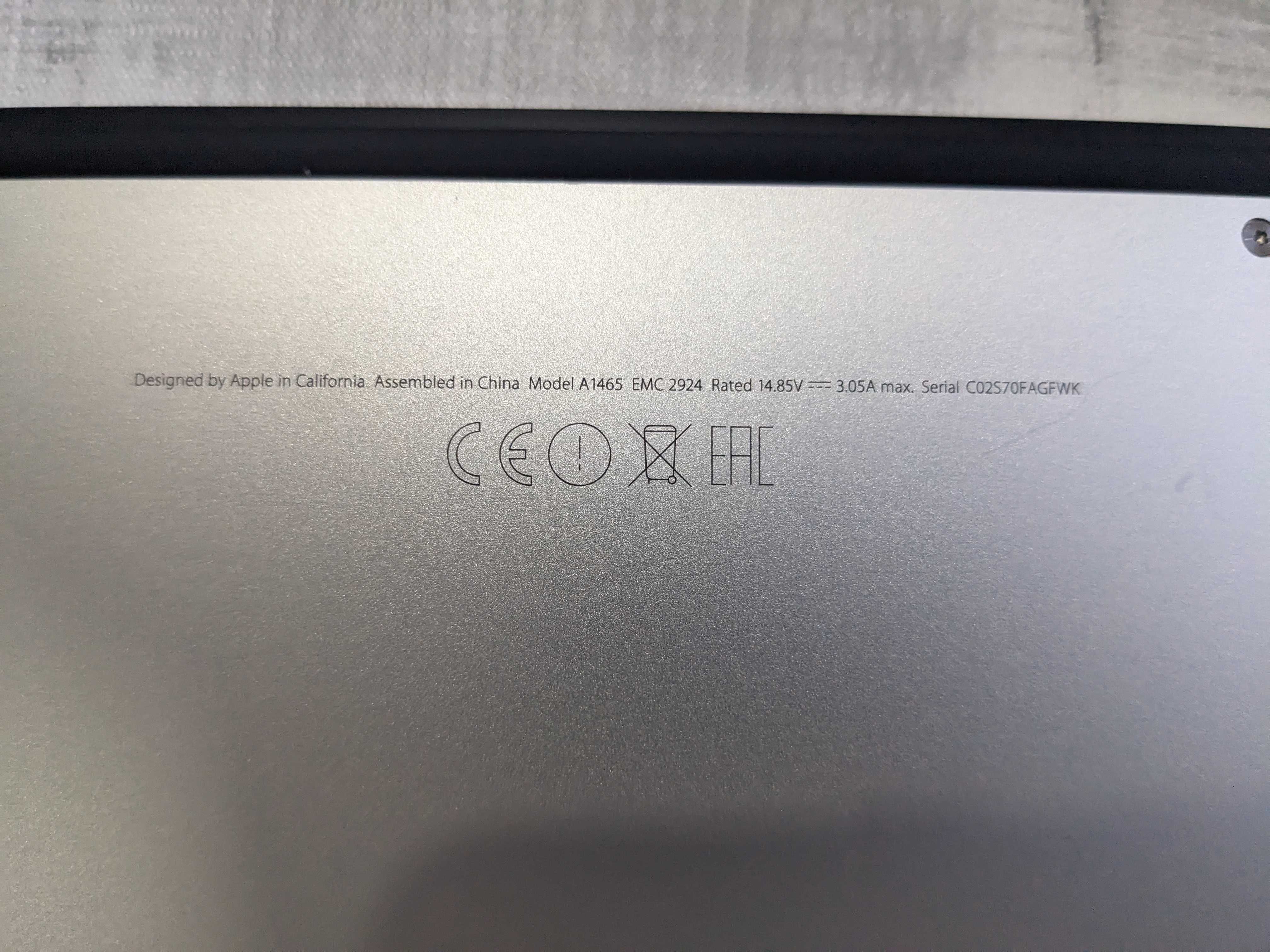 Portátil Apple MacBook Air 11" 2015 A1465