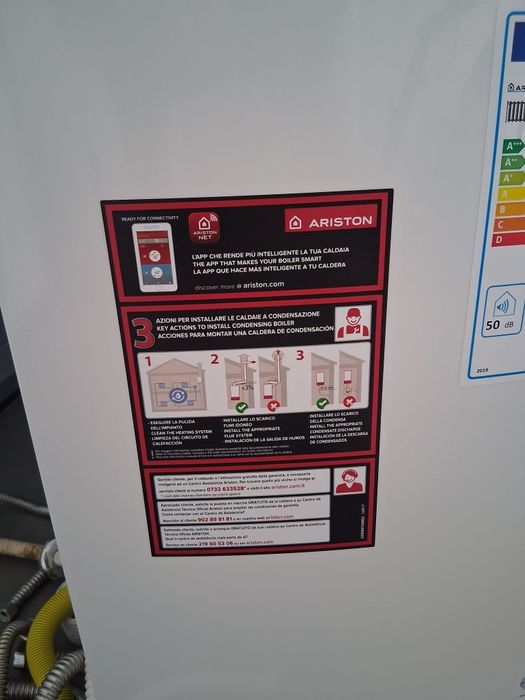 Caldeira Ariston Cares Premium 24 EU2