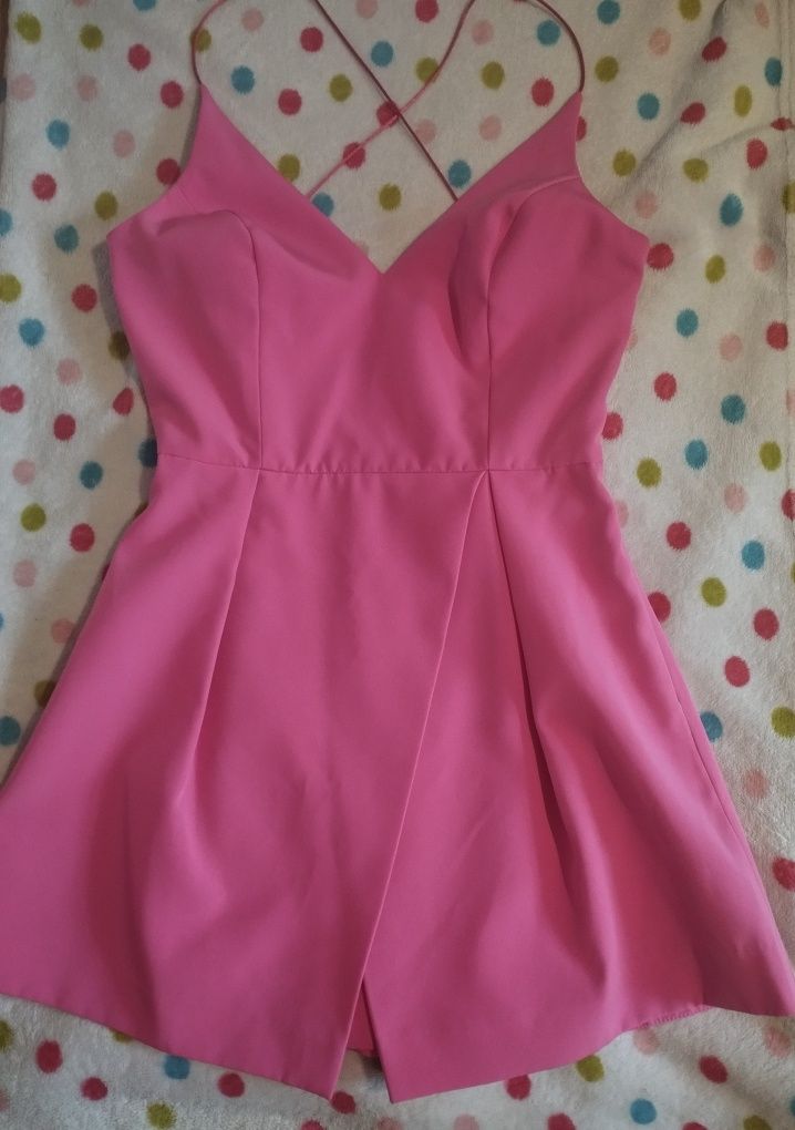 Jaskrawa różowa sukienka mini TOPSHOP