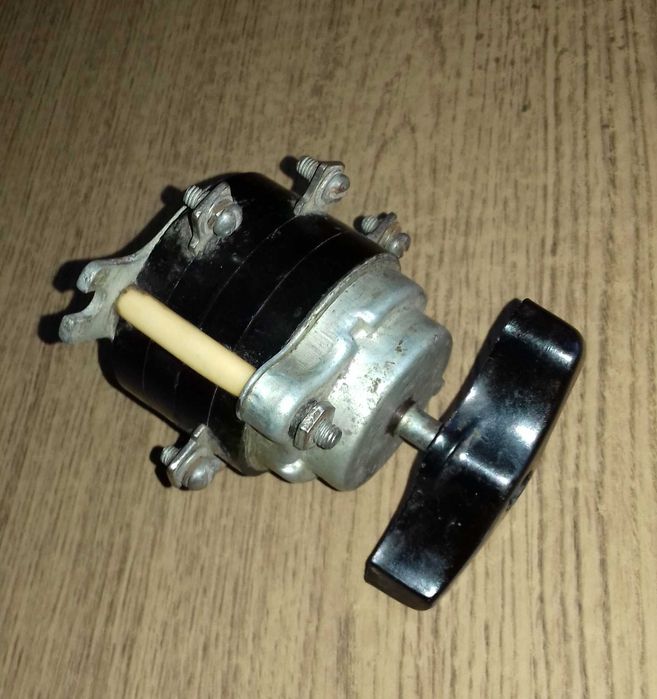 Пакетный выключатель ПВ3-25 25А-220В/15А-380В