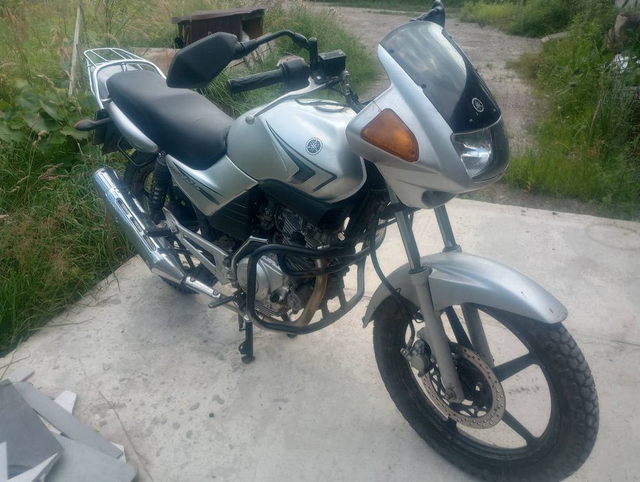 Ямаха 125 кубів мотоцикл