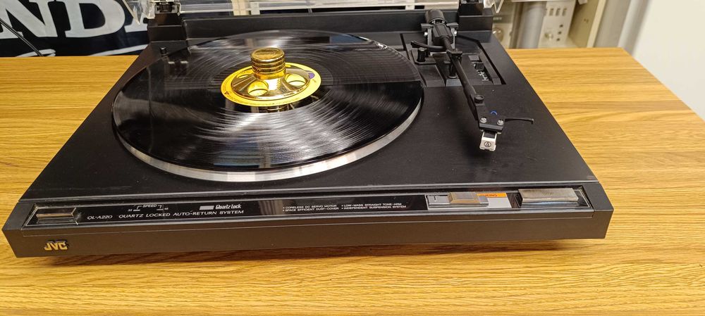 Вініловий програвач JVC QL-A 220 (відео роботи ! )