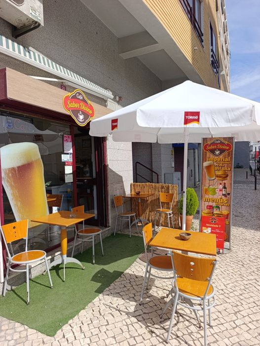 Café pronto a trabalhar