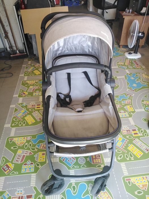 Carrinho de Bebé com dois Ovos de transporte