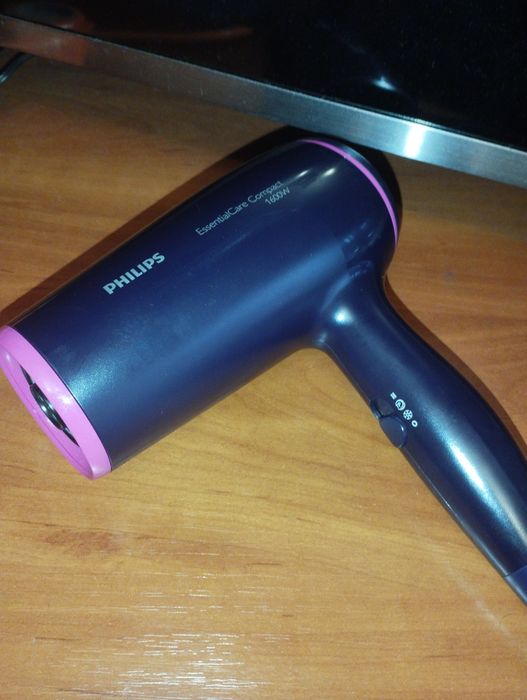 Фен для волосся Philips