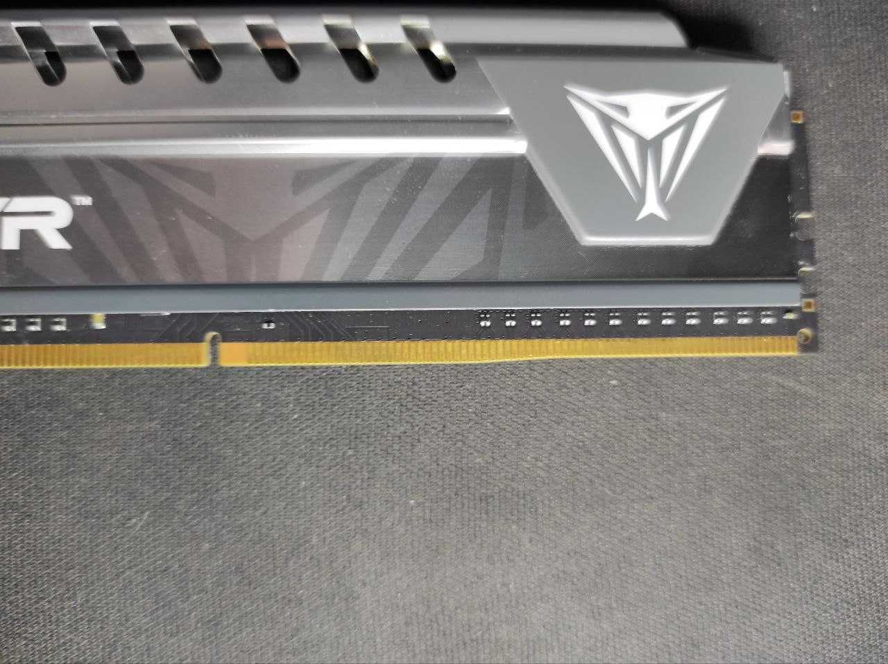 Оперативна пам'ять DDR4-2666МГц 2X8GB VIPER