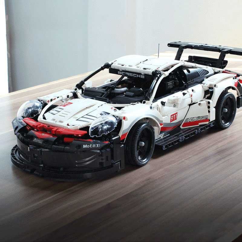 klocki Porsche 911 RSR 1580 szt.