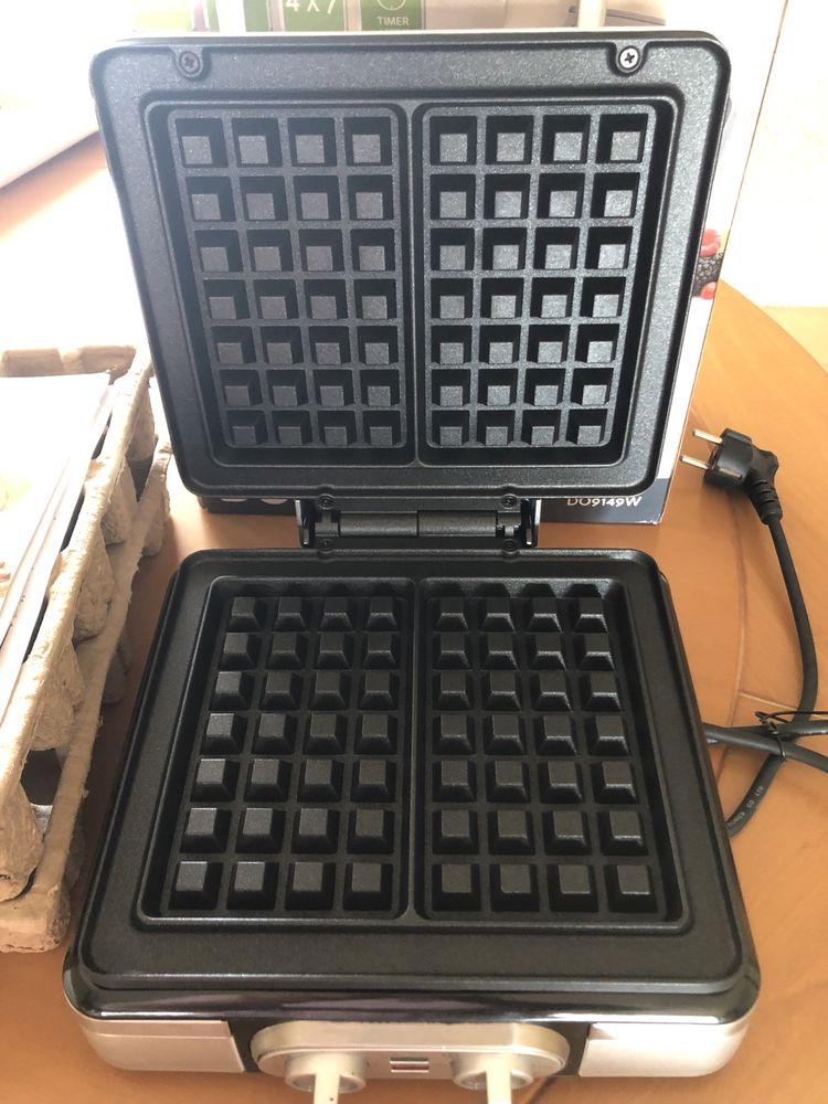 Domo máquina de fazer waffels (tipo waffel belga)