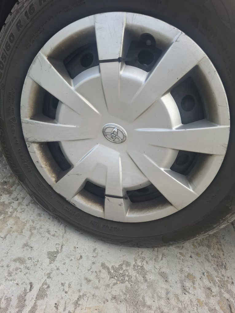 Ковпаки R16 Toyota оригінал, Yaris, Auris, Avensis, Camry Більше інфор