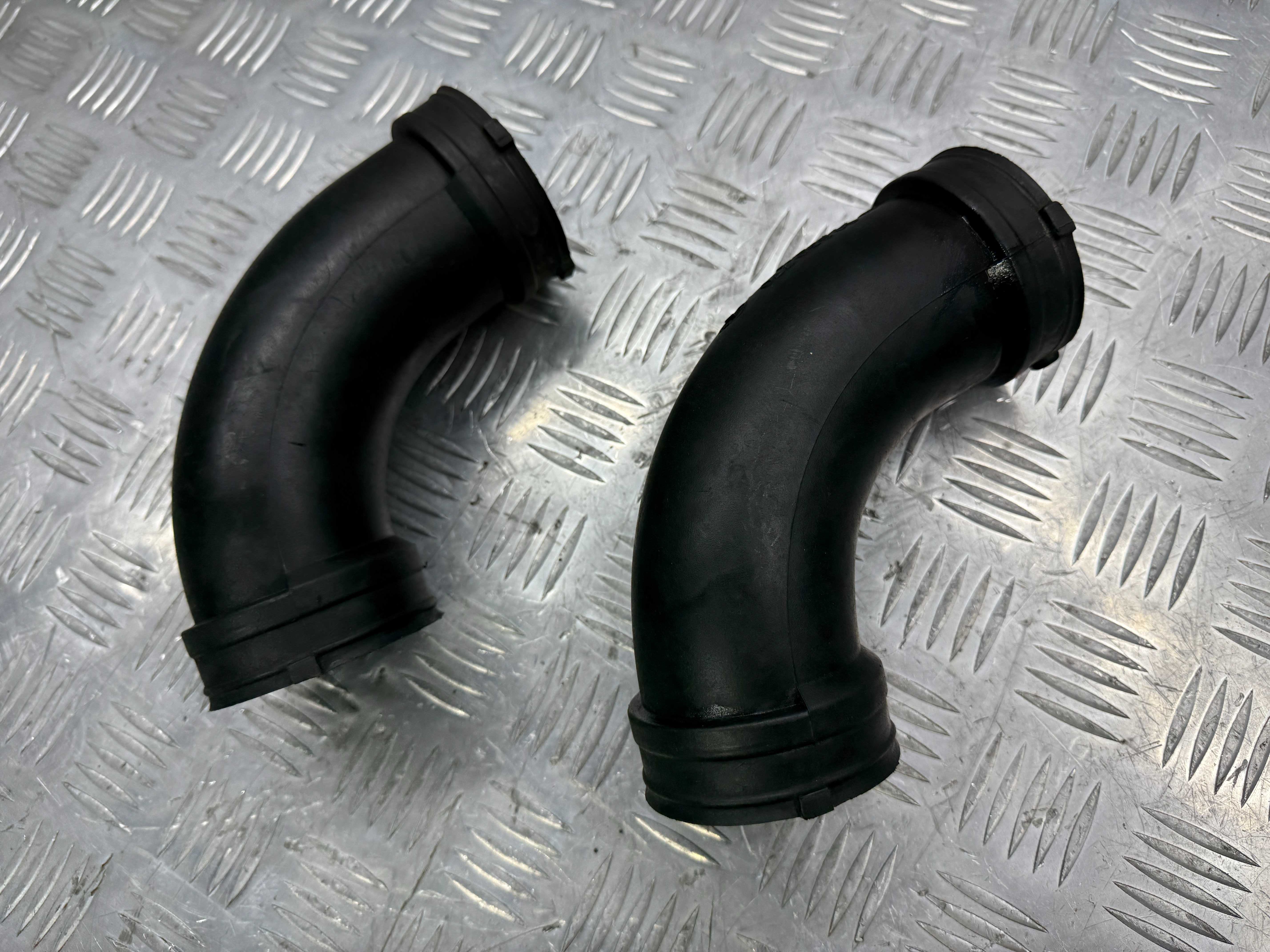Патрубок воздушного фильтра Opel Astra 1.8 16V G 1998- 90530770