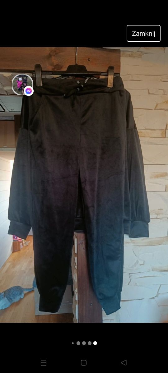 Piękny czarny, mięciutki dres welurowy w kolorze czarnym