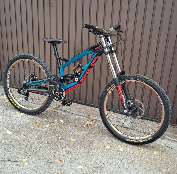 Yt tues M pro 2014 r  OKAZJA ( dartmoor ,dh ,ns bikes ,yt capra propai