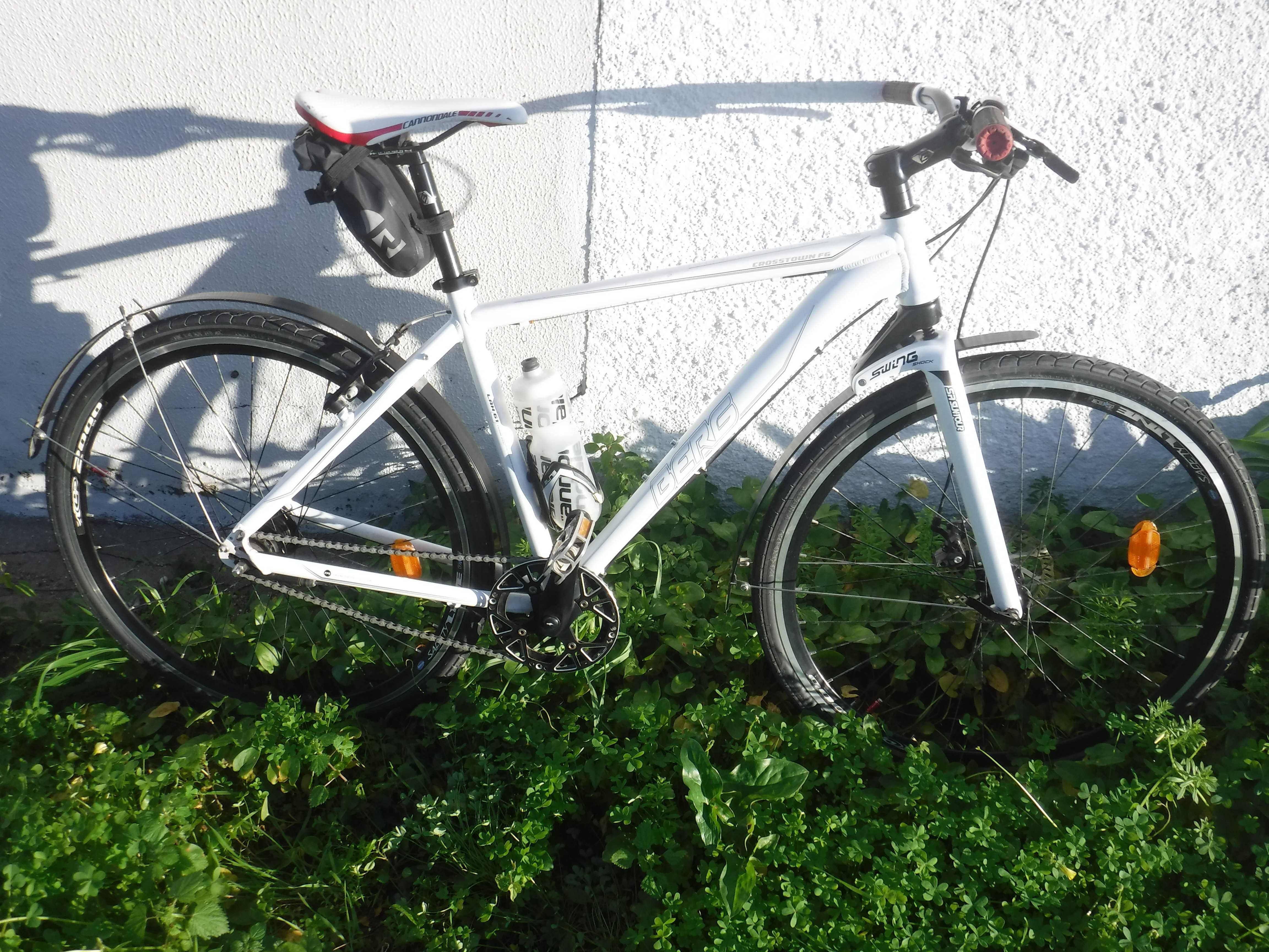 Bicicleta Berg Crosstown F6 hybrid Fitness comutar