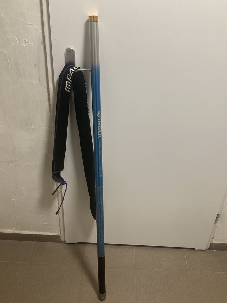 Bat Konger Impact Pole 900