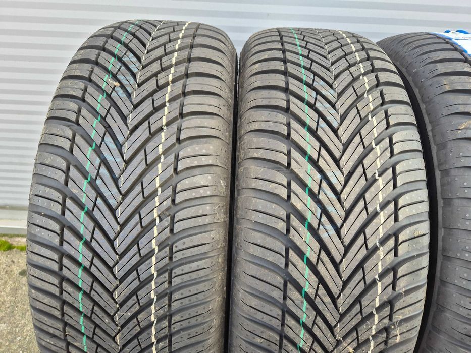 4x Opona Całoroczna 215/60/16 TOYO TIRES Celsius AS2 - NOWA!