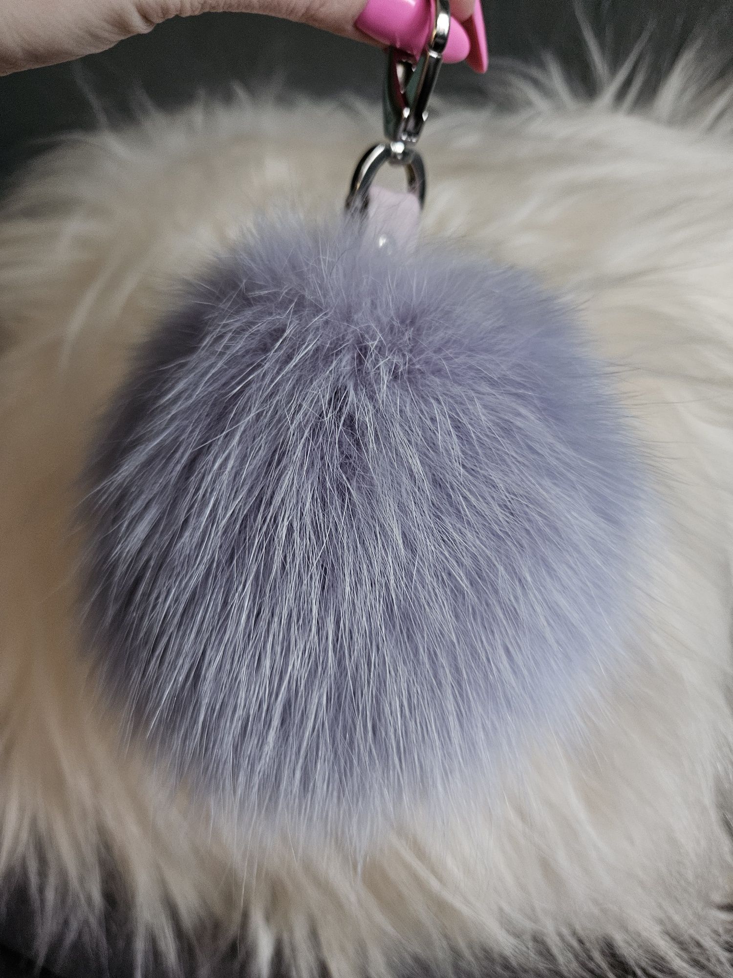 Pompon z naturalnego futra lisa fiolet wrzos