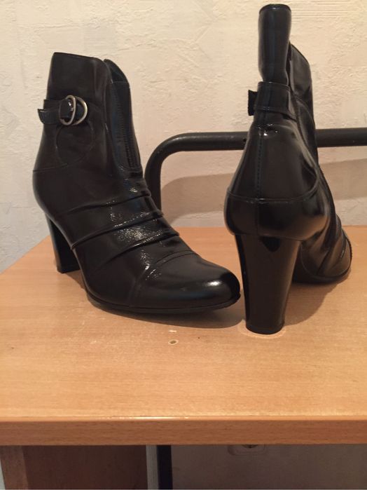 Полуботинки